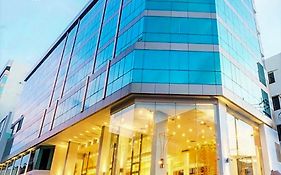 New Season Square Hotel